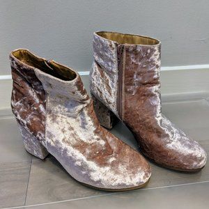 “Qupid” Pink Velvet Chunky Heel Boots